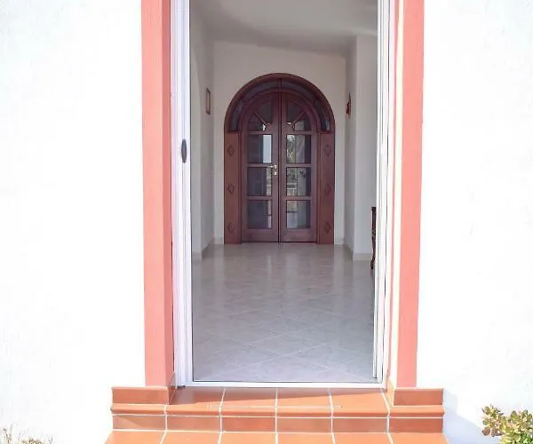 Konukevi Sa Perdera 4*